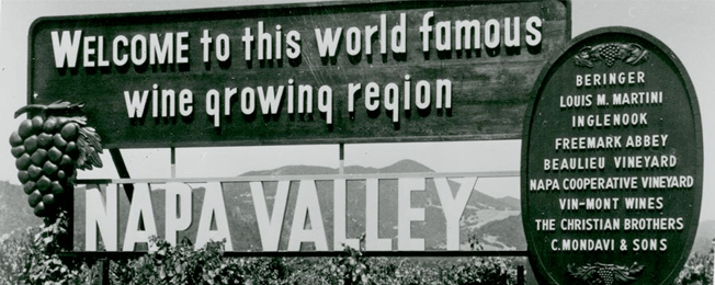 ../historical_photo_sign.jpg